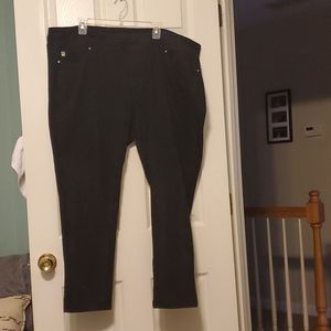 Belle by Kim Gravel jeans size 24W
